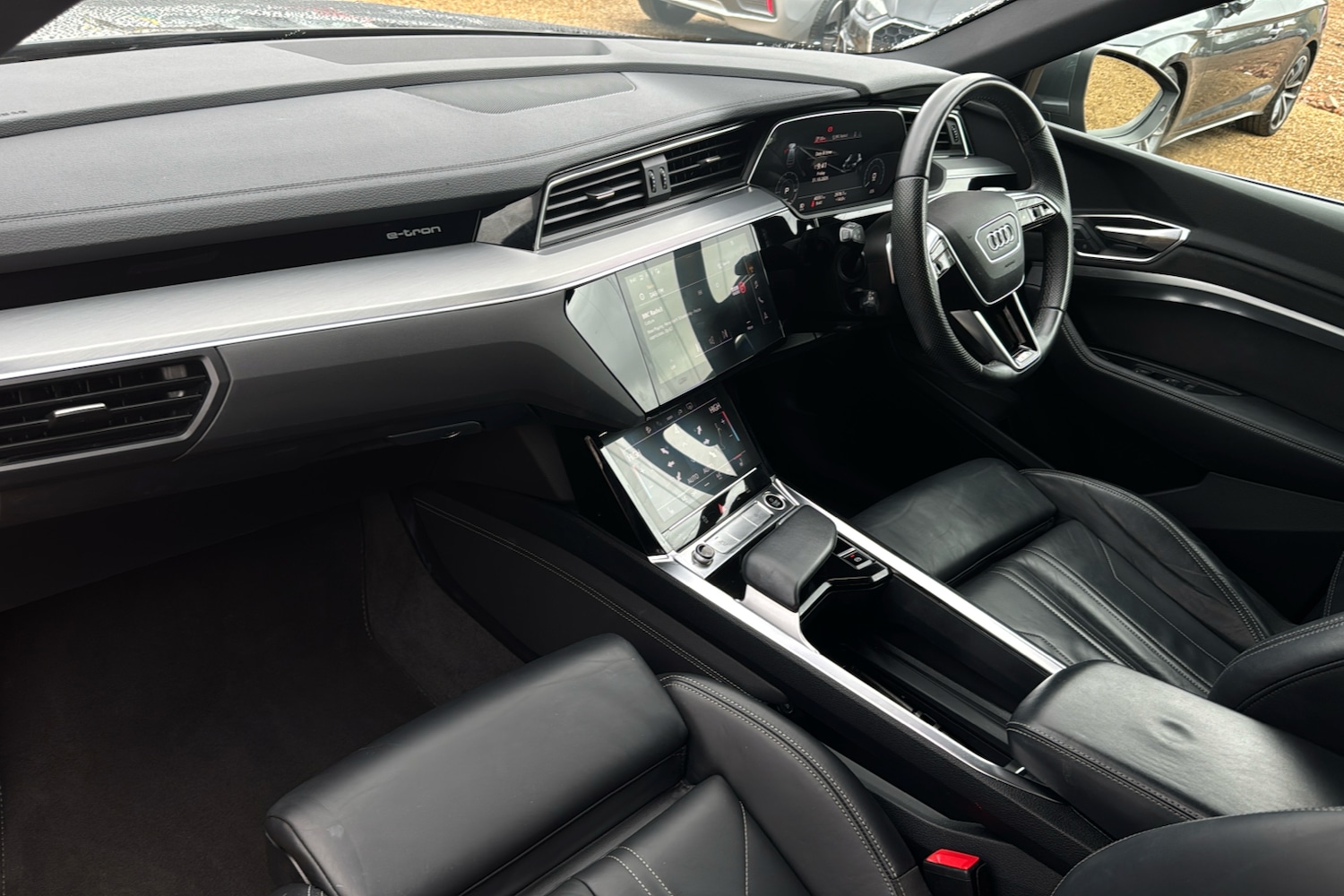 Used Audi e-tron 2022 for sale - 76502795: Photo 11