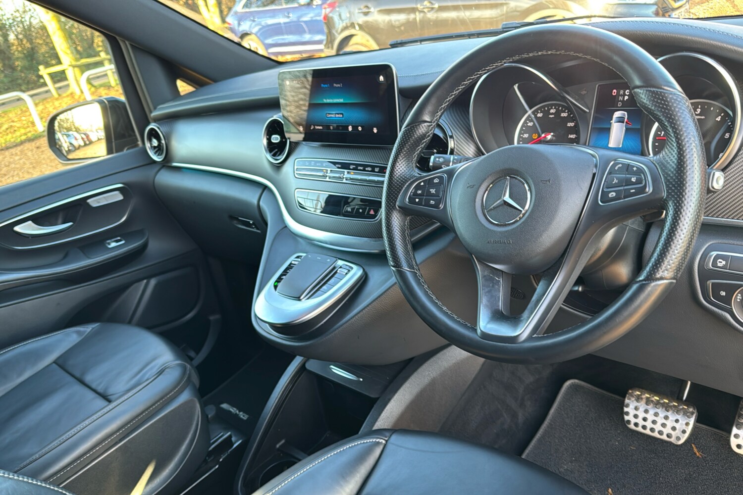 Used Mercedes-Benz V-Class 2023 for sale - 76955394: Photo 10