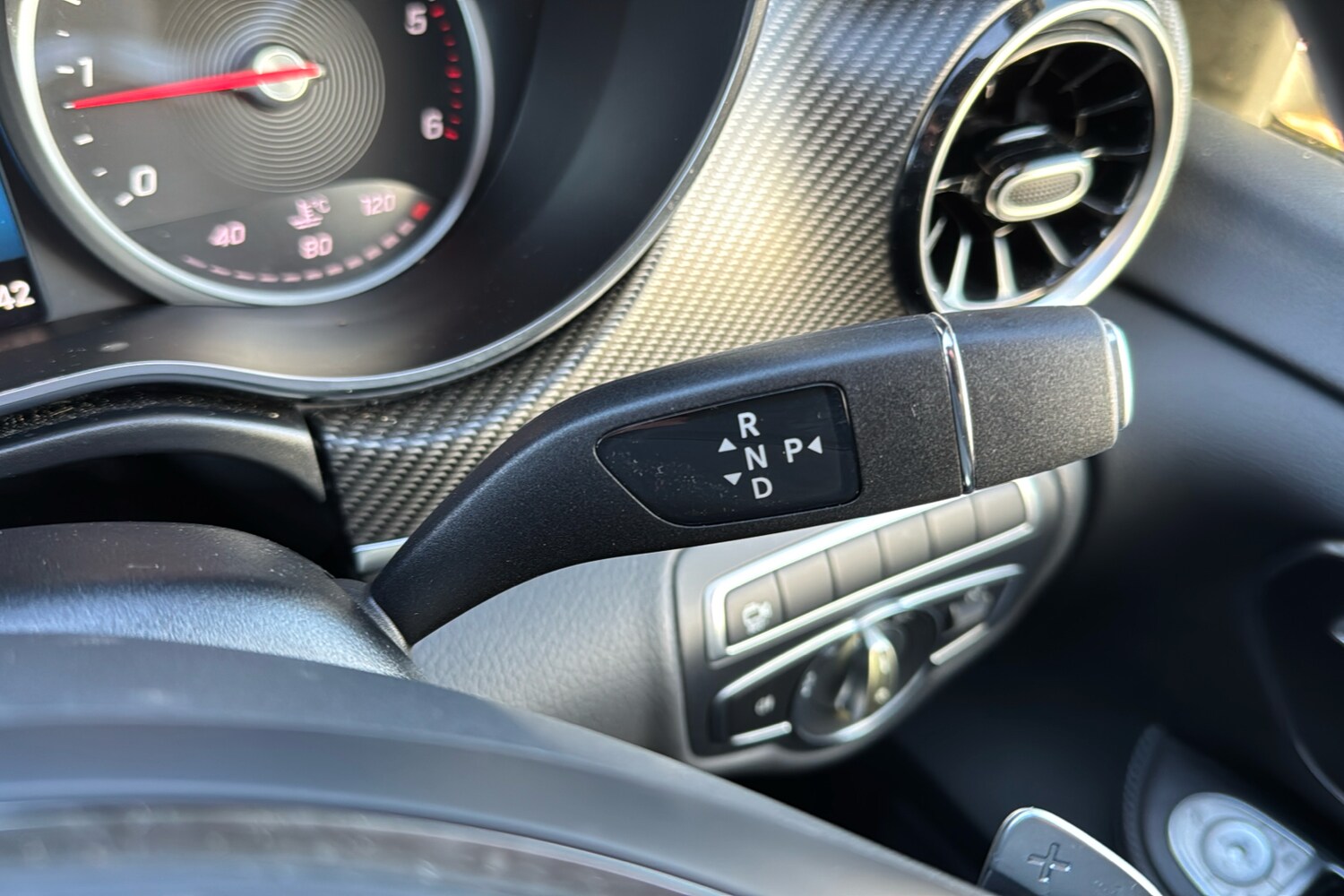 Used Mercedes-Benz V-Class 2023 for sale - 76955394: Photo 13