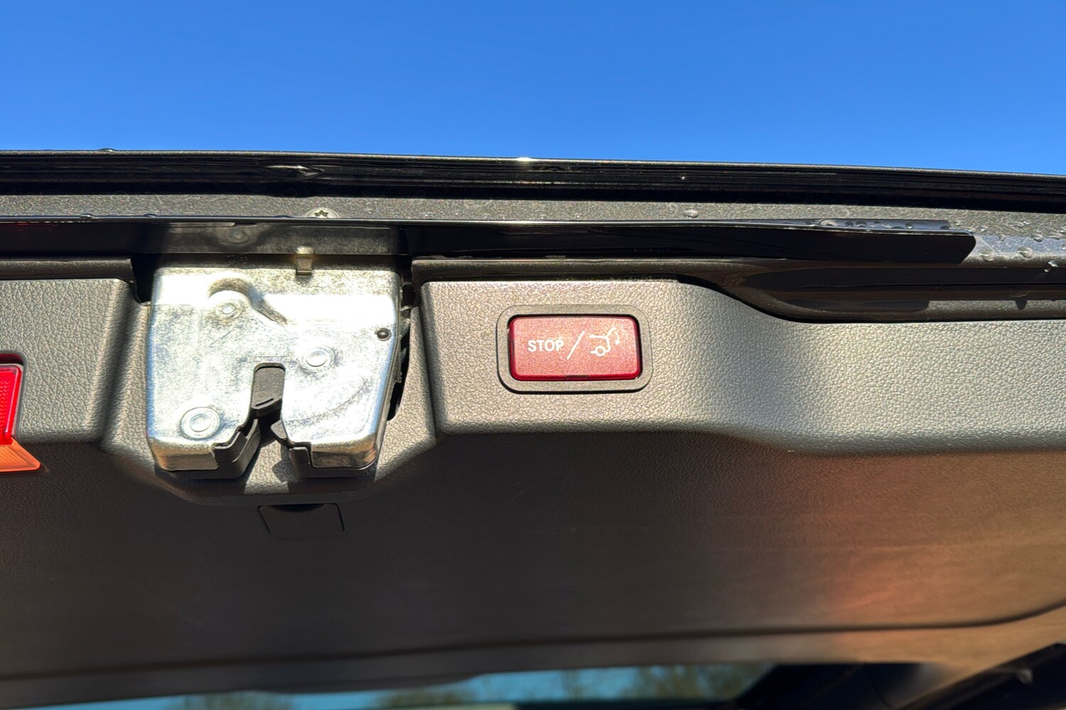 Used Mercedes-Benz V-Class 2023 for sale - 76955394: Photo 24