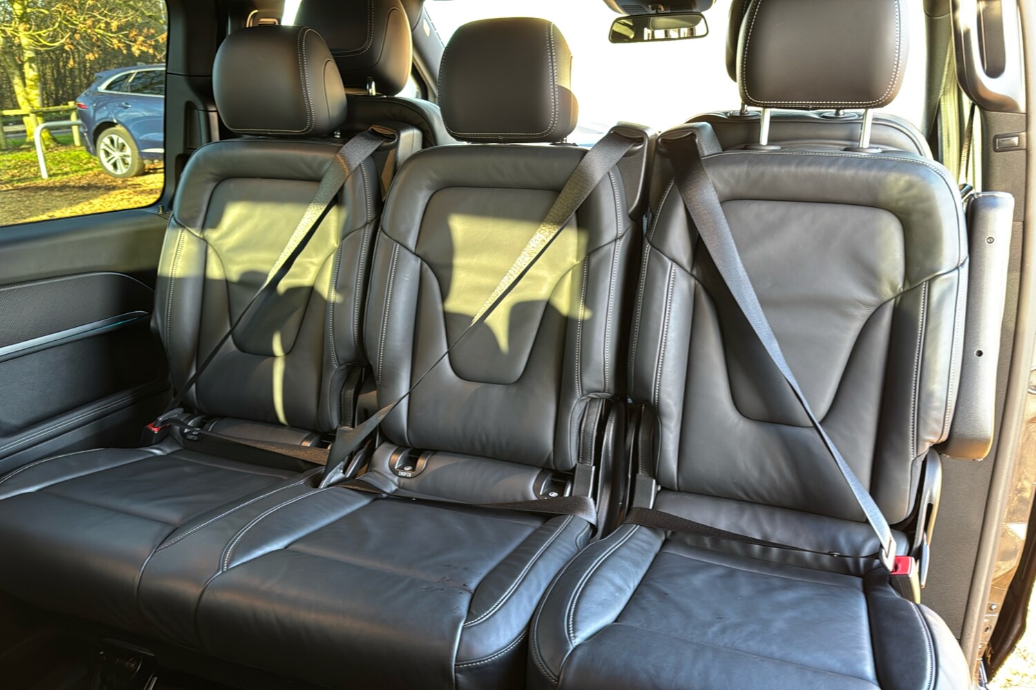 Used Mercedes-Benz V-Class 2023 for sale - 76955394: Photo 32