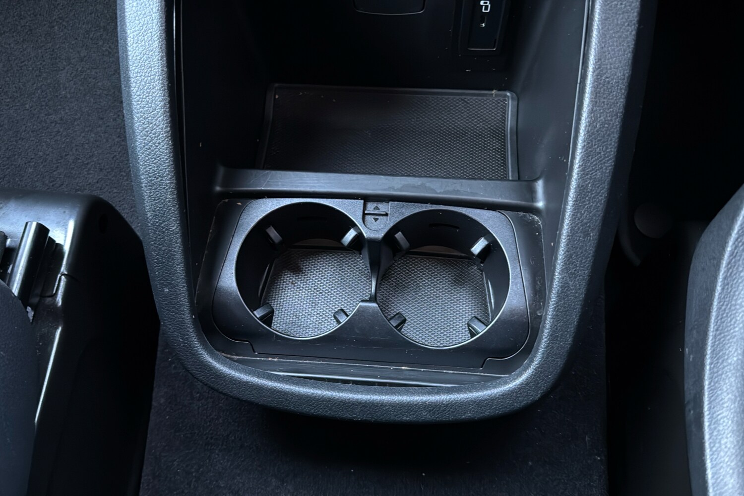 Used Mercedes-Benz V-Class 2023 for sale - 76955394: Photo 40