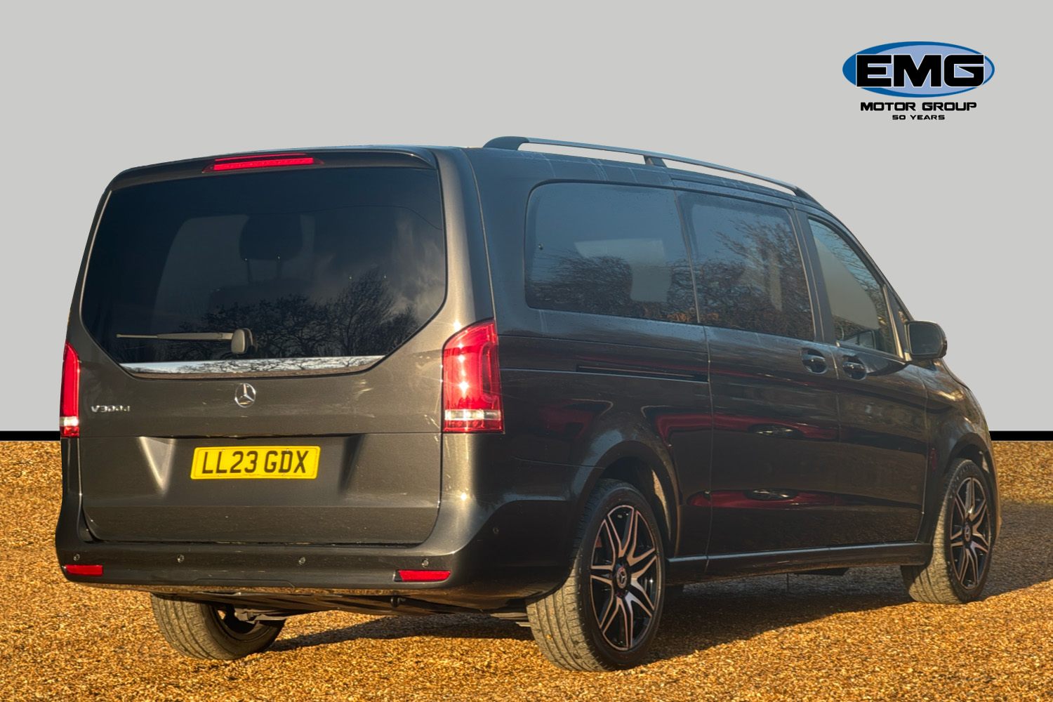 Used Mercedes-Benz V-Class 2023 for sale - 76955394: Photo 7