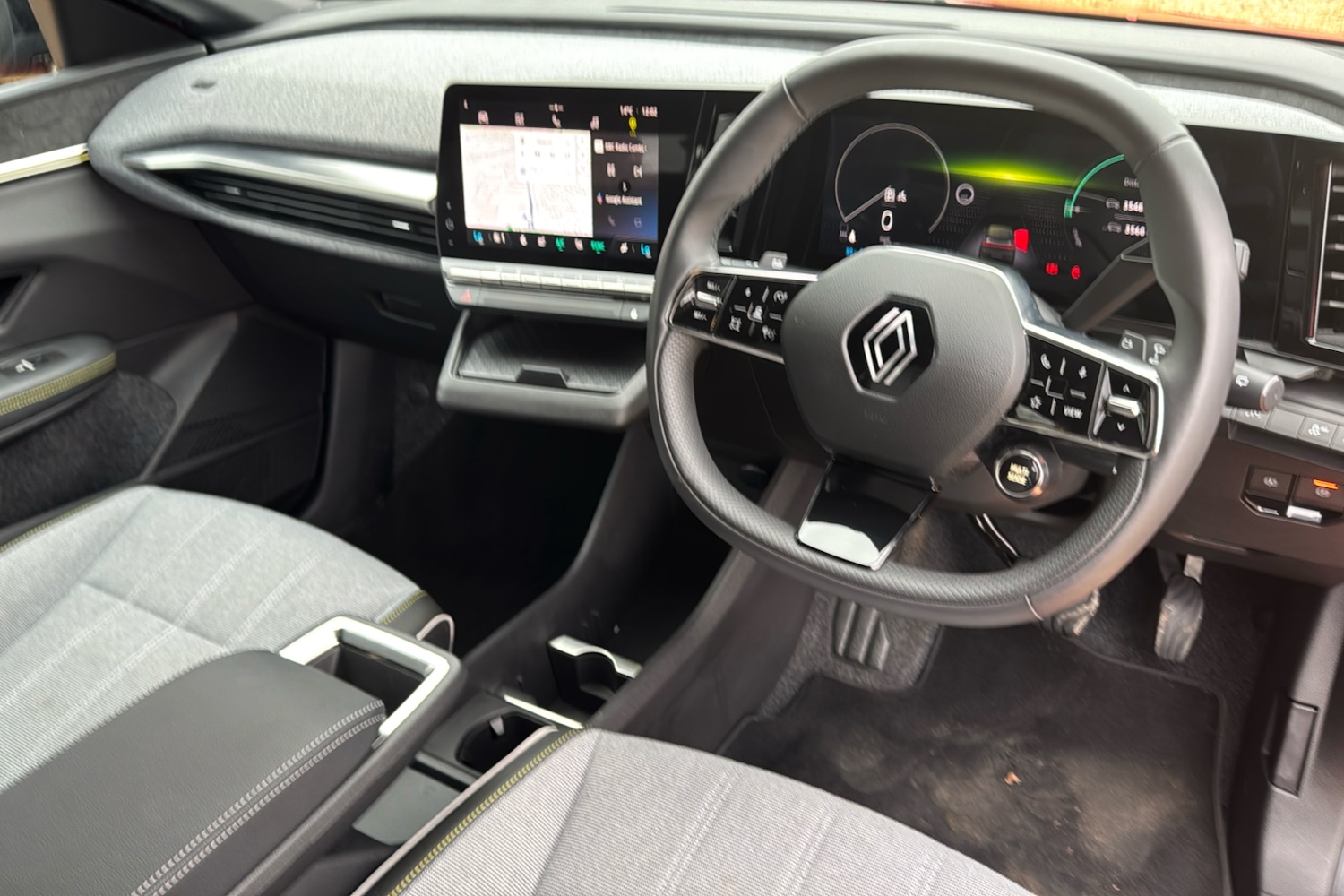 Used Renault Megane E Tech 2023 for sale - 76502827: Photo 10