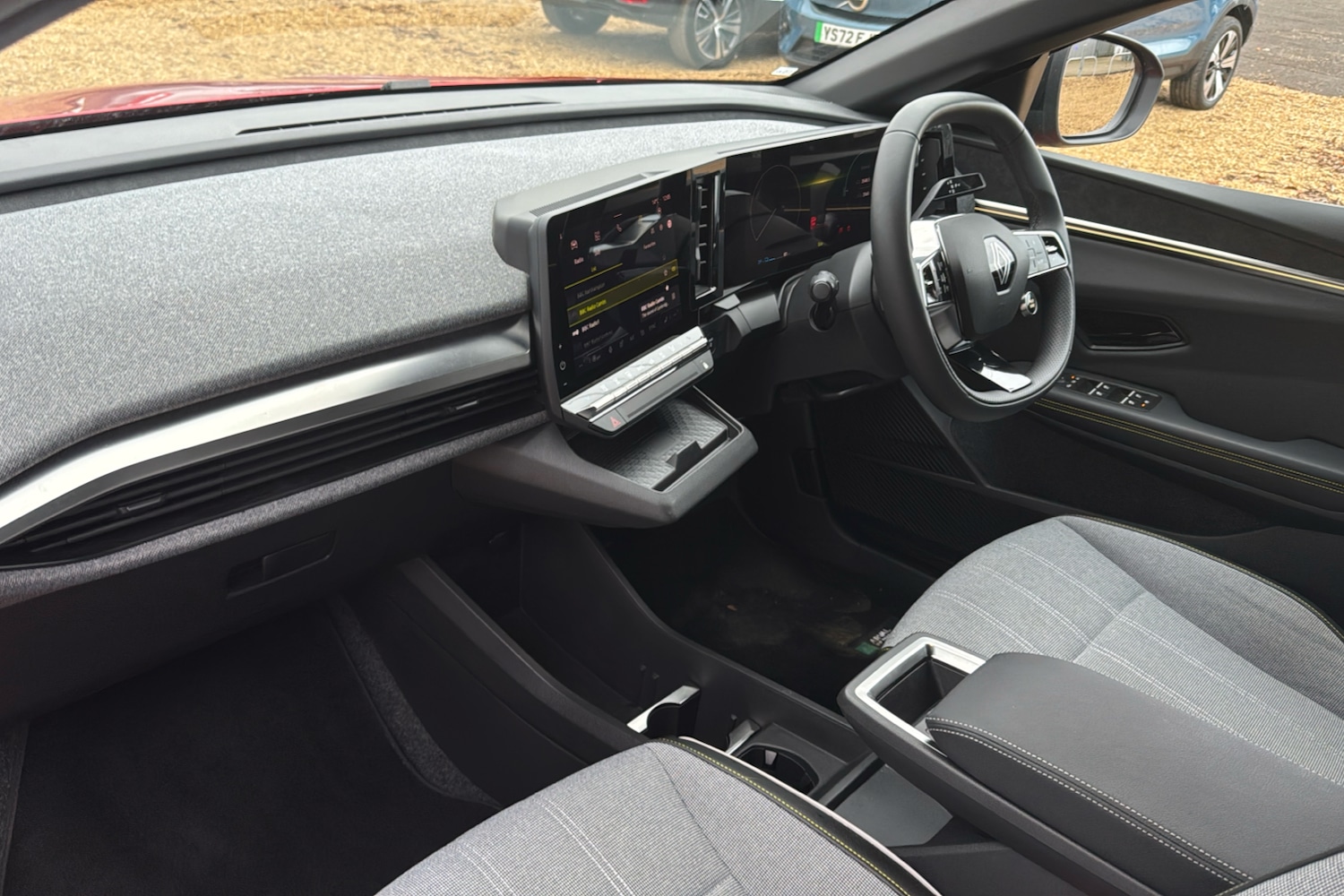 Used Renault Megane E Tech 2023 for sale - 76502827: Photo 11