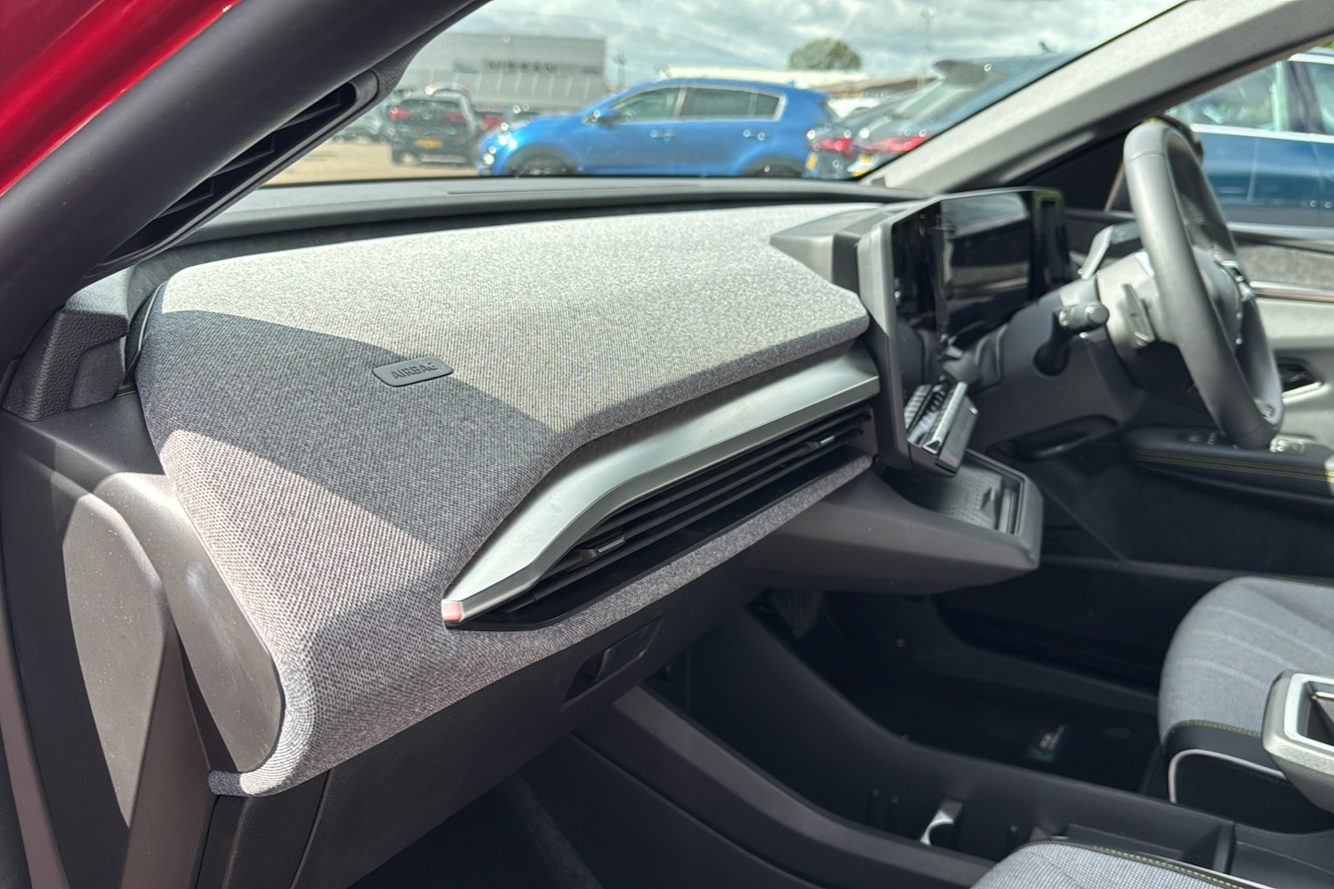 Used Renault Megane E Tech 2023 for sale - 76502827: Photo 42