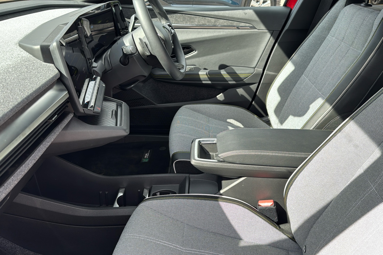 Used Renault Megane E Tech 2023 for sale - 76502827: Photo 43