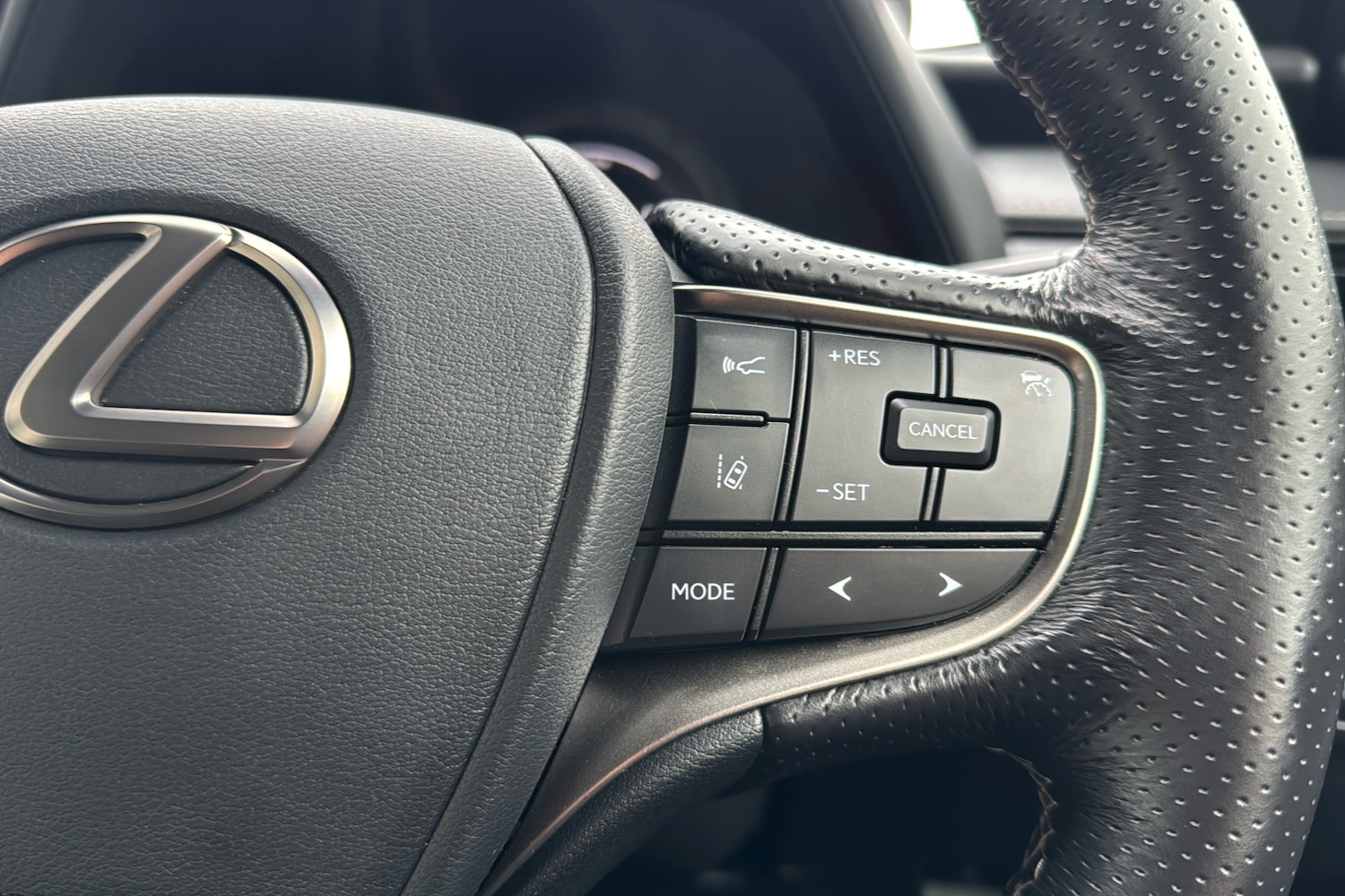 Used Lexus UX 2022 for sale - 77361653: Photo 18