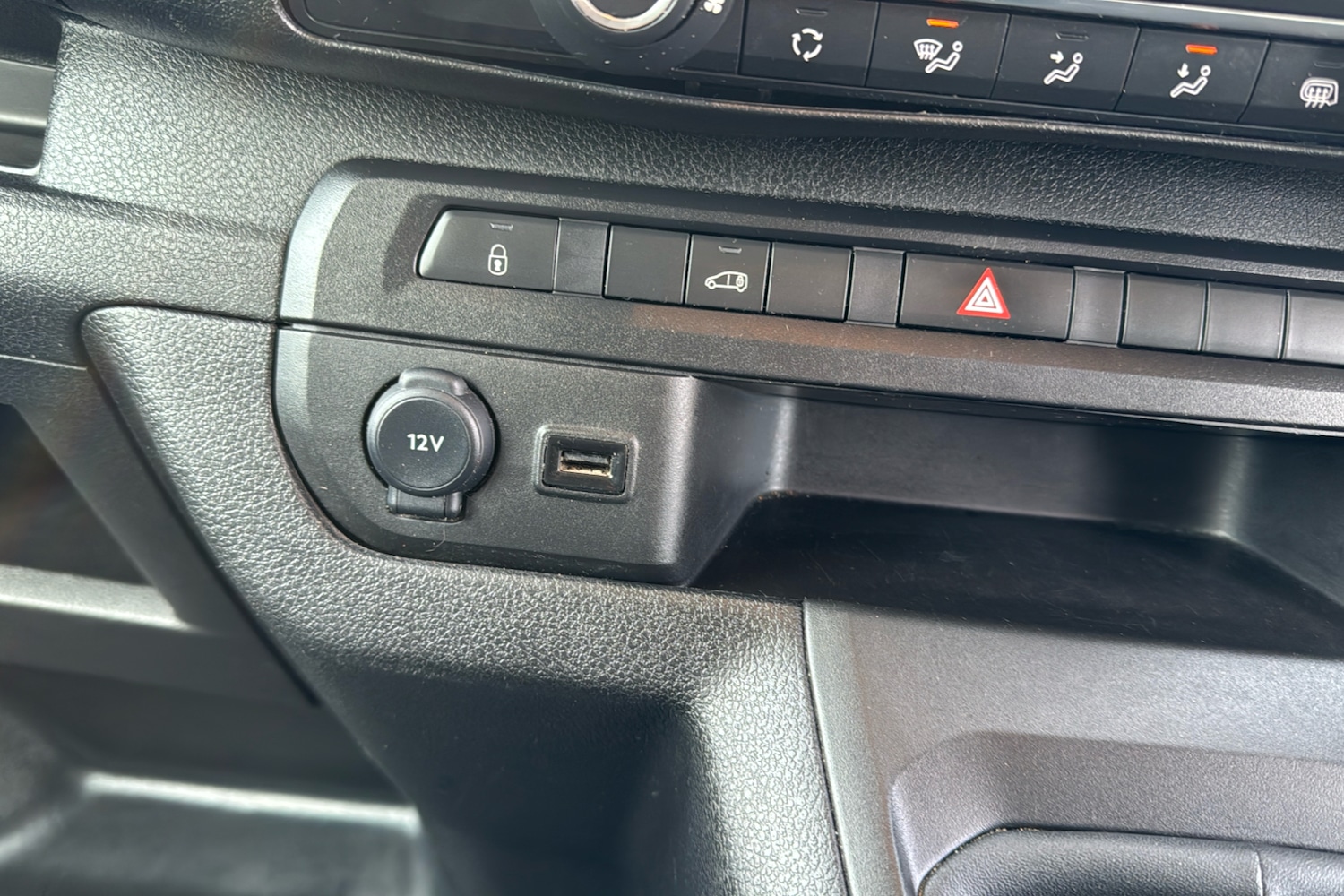 Used Peugeot Expert 2023 for sale - 77589359: Photo 21