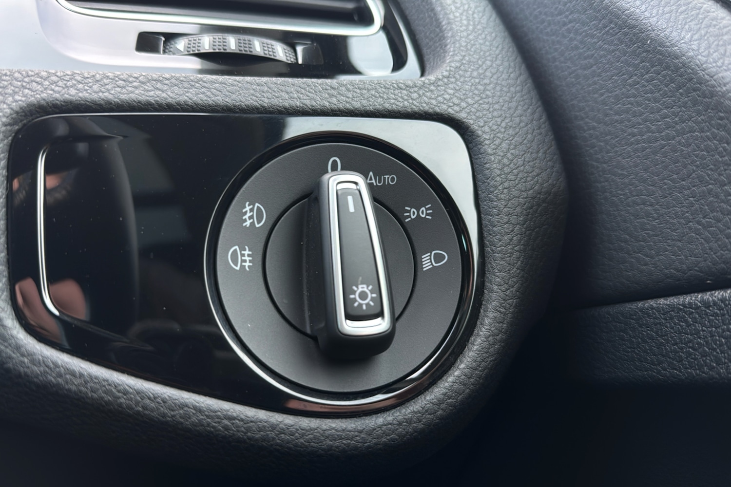 Used Volkswagen Golf 2014 for sale - 77553513: Photo 33