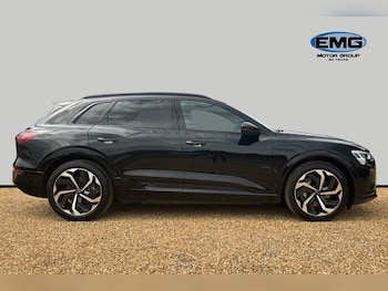 Used Audi Q8 2024 for sale - 76502766: Photo