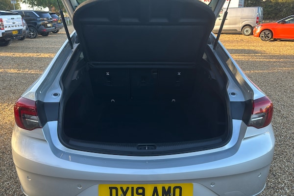 Used Vauxhall Insignia 2019 for sale - 76155984: Photo 19