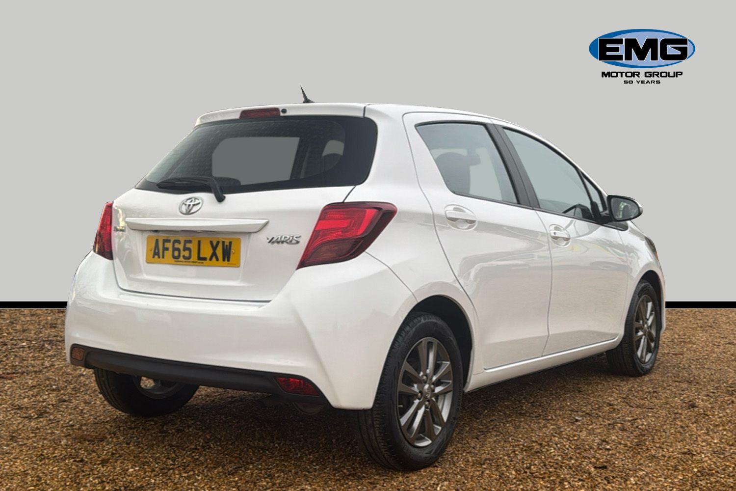 Used Toyota Yaris 2015 for sale - 76488296: Photo 7