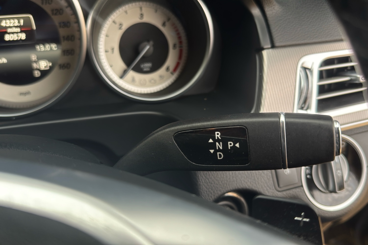 Used Mercedes-Benz E Class 2014 for sale - 76248914: Photo 13