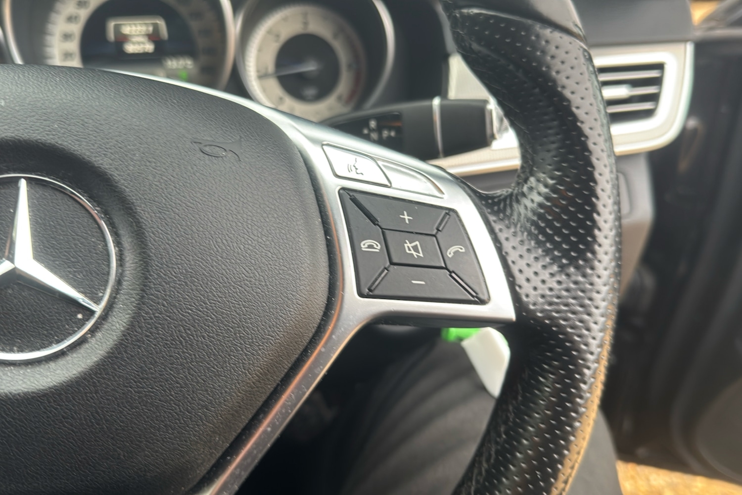 Used Mercedes-Benz E Class 2014 for sale - 76248914: Photo 18