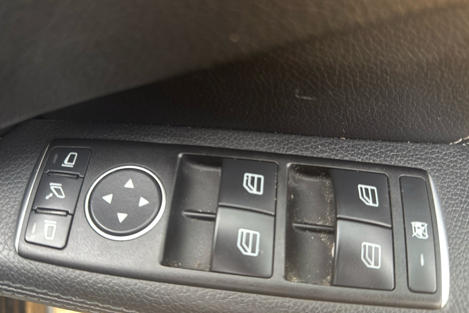 Used Mercedes-Benz E Class 2014 for sale - 76248914: Photo 28