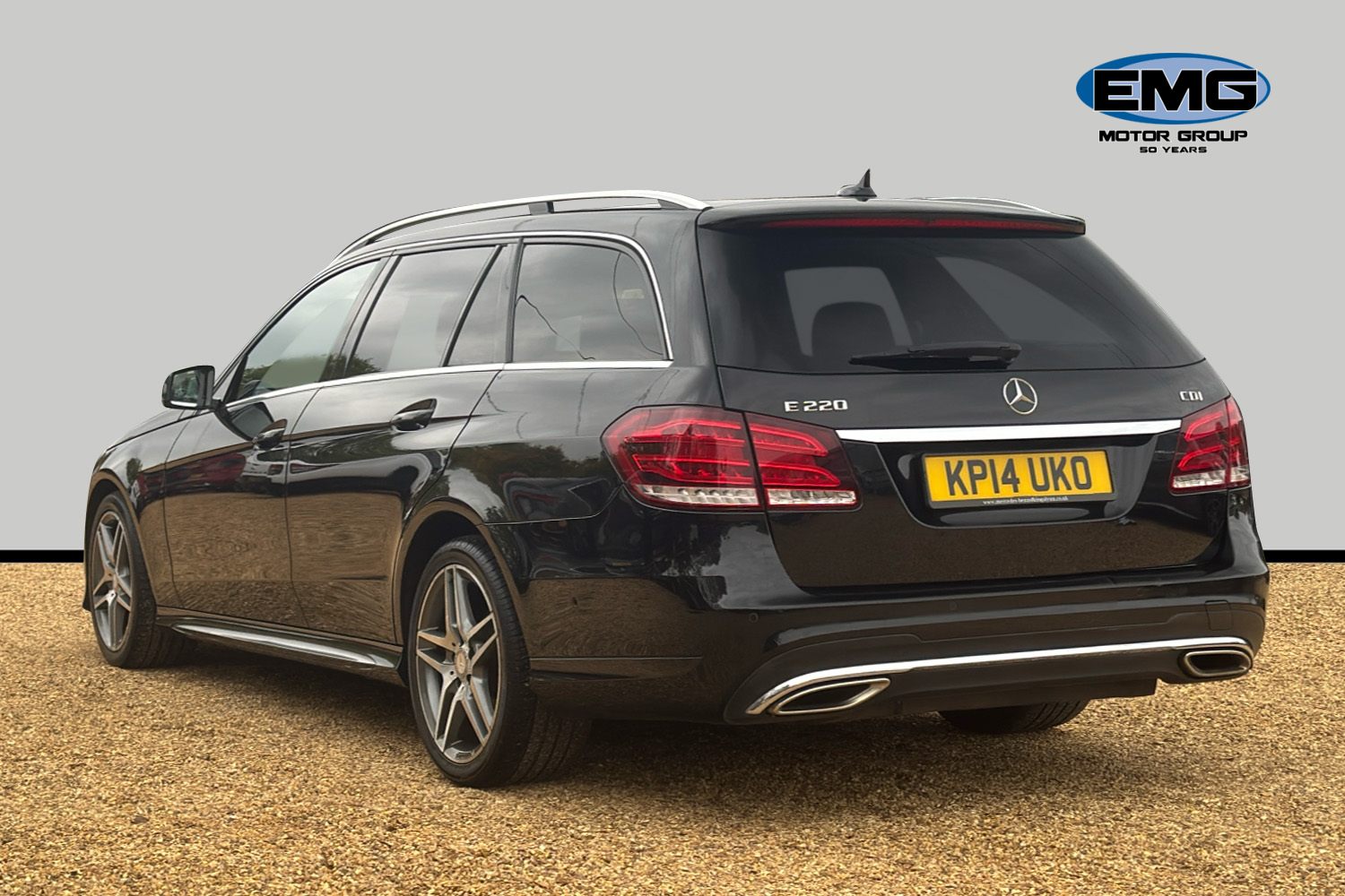 Used Mercedes-Benz E Class 2014 for sale - 76248914: Photo 5