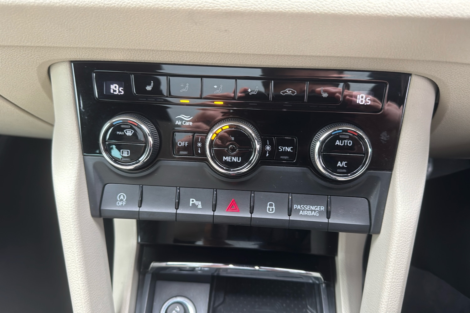 Used Skoda Karoq 2018 for sale - 77639970: Photo 16