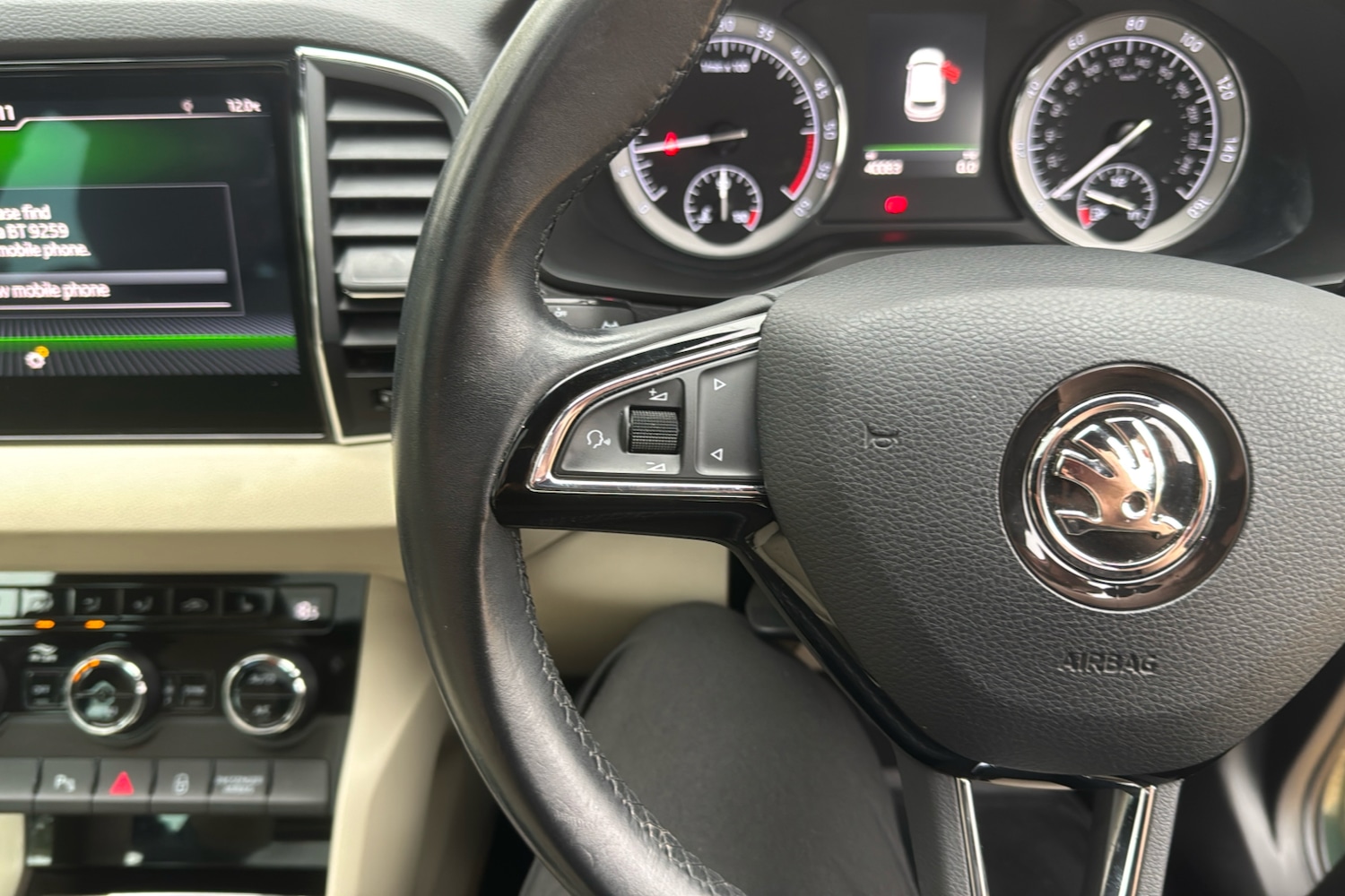 Used Skoda Karoq 2018 for sale - 77639970: Photo 17