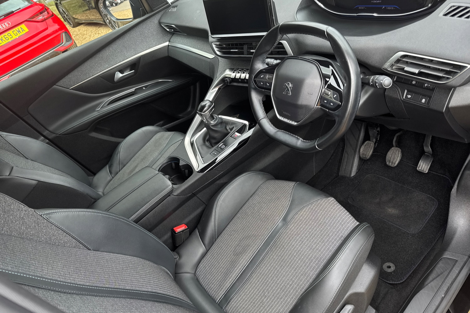 Used Peugeot 5008 2021 for sale - 76362361: Photo 10