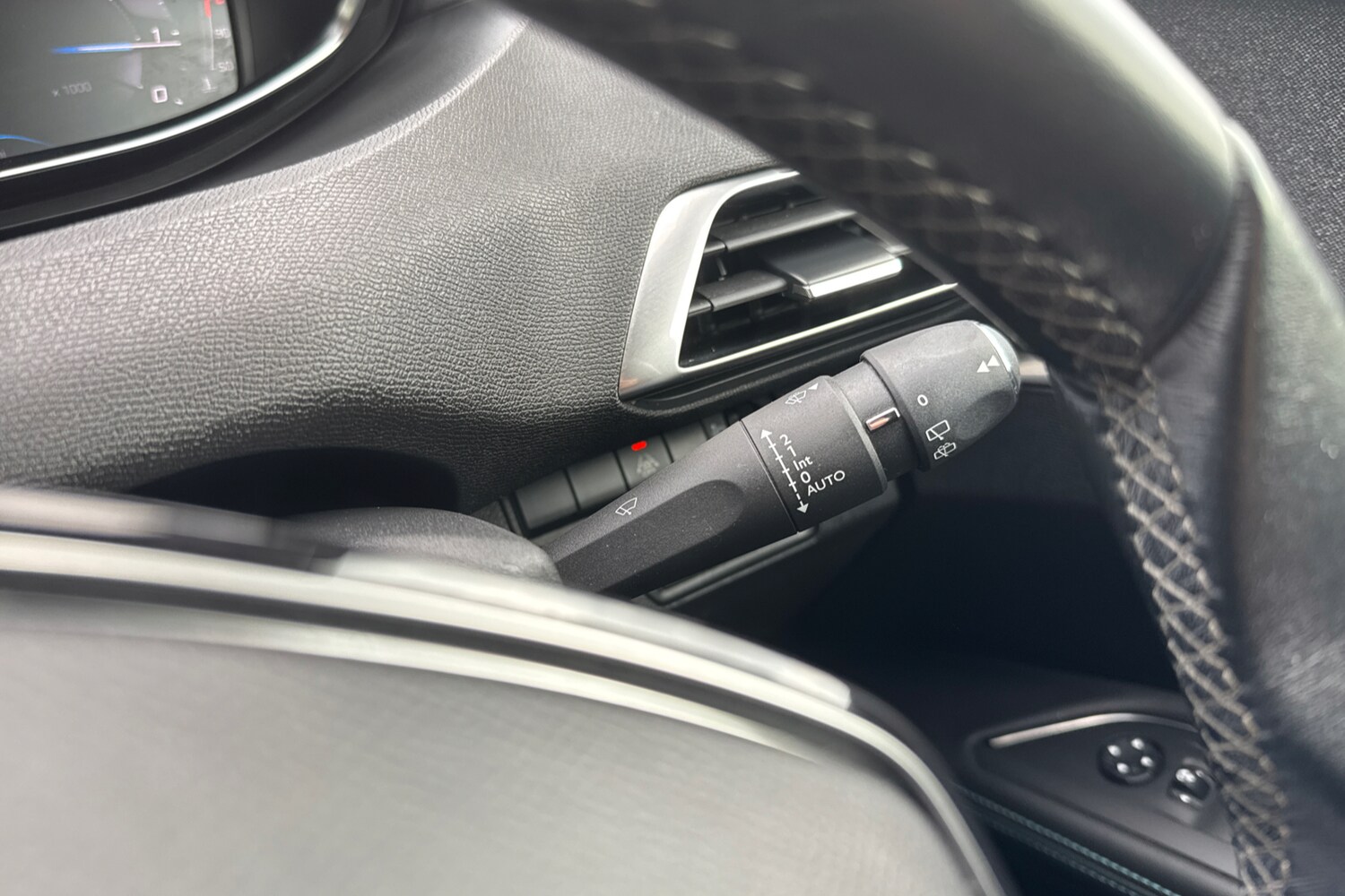 Used Peugeot 5008 2021 for sale - 76362361: Photo 37