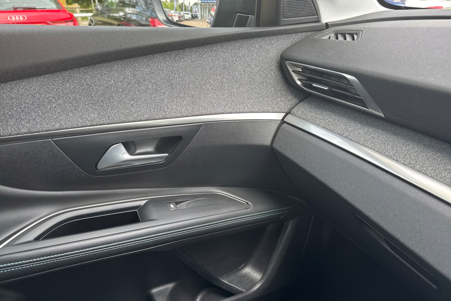 Used Peugeot 5008 2021 for sale - 76362361: Photo 42