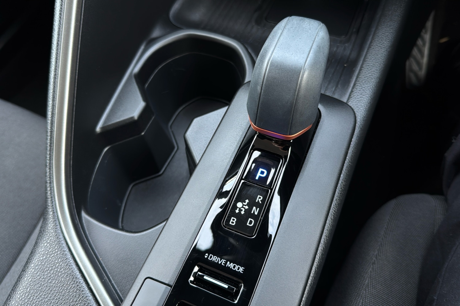 Used Toyota C-HR 2024 for sale - 77418189: Photo 13