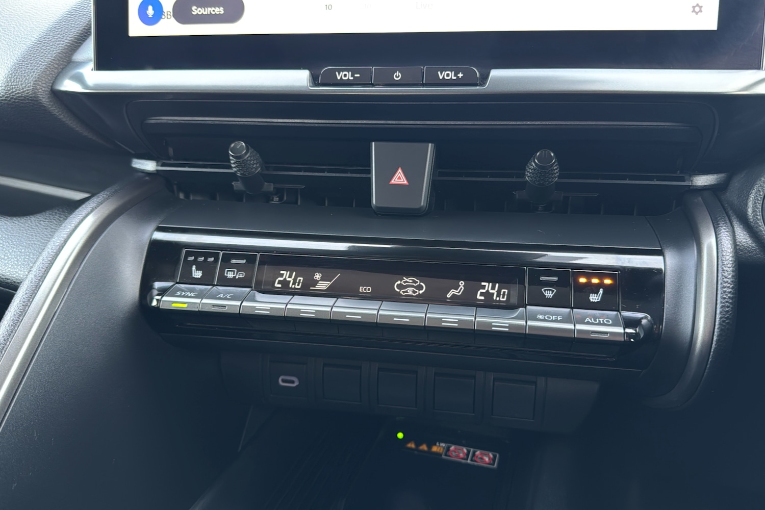 Used Toyota C-HR 2024 for sale - 77418189: Photo 16