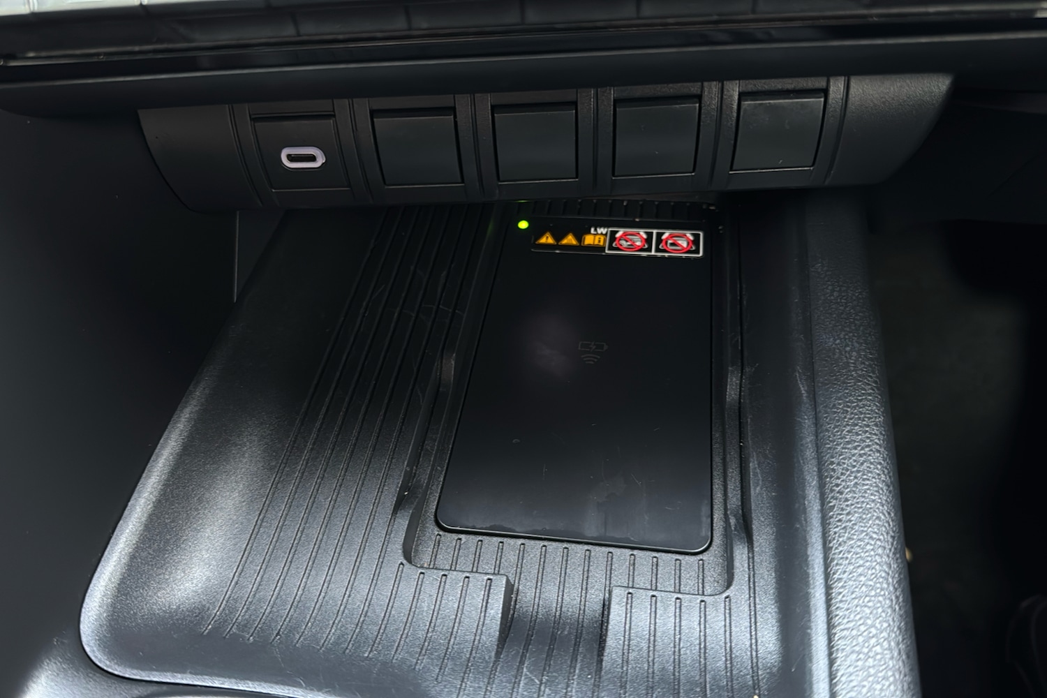 Used Toyota C-HR 2024 for sale - 77418189: Photo 27