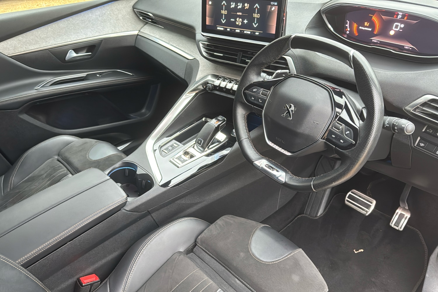 Used Peugeot 5008 2022 for sale - 76968235: Photo 10