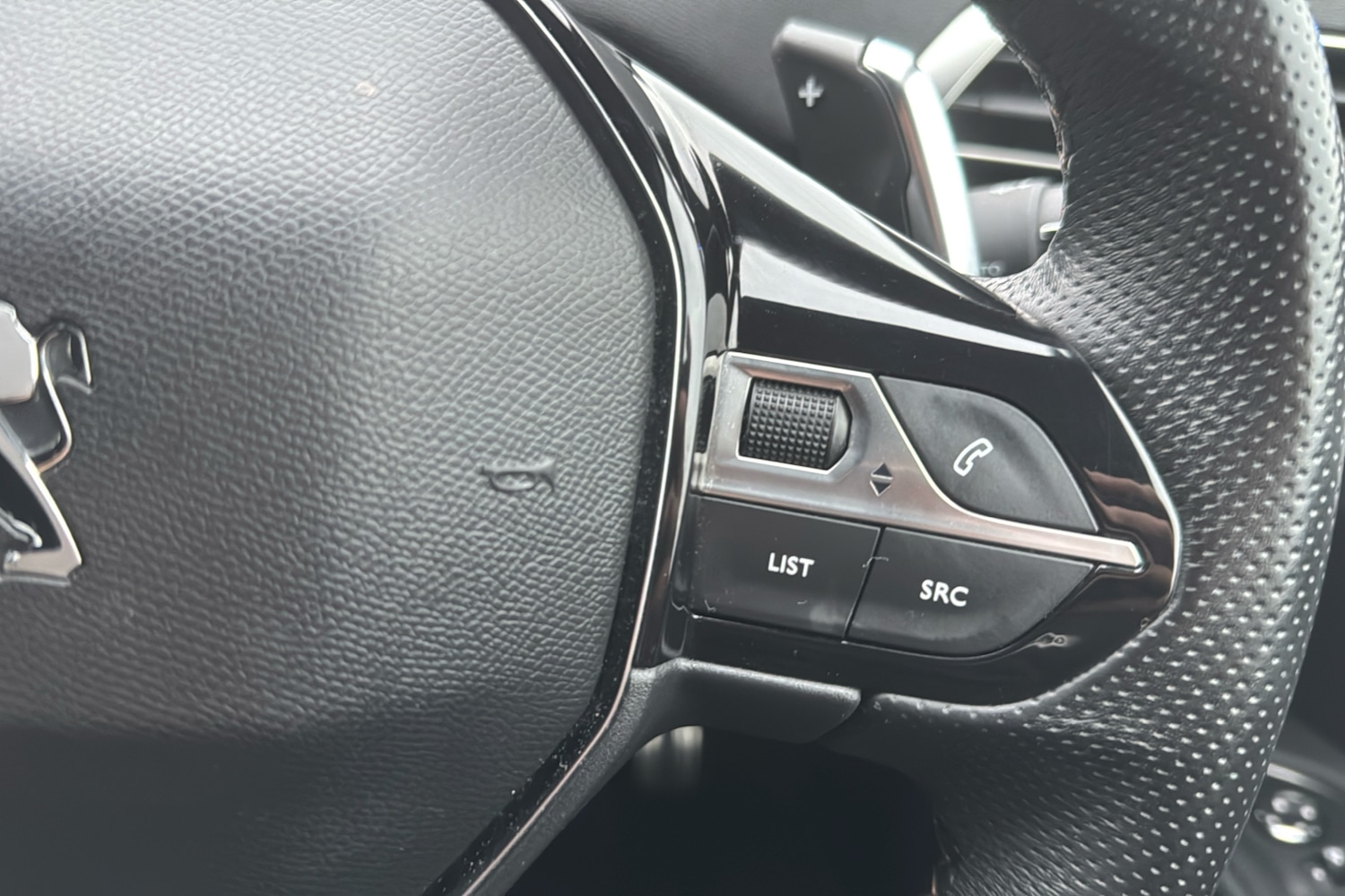 Used Peugeot 5008 2022 for sale - 76968235: Photo 18