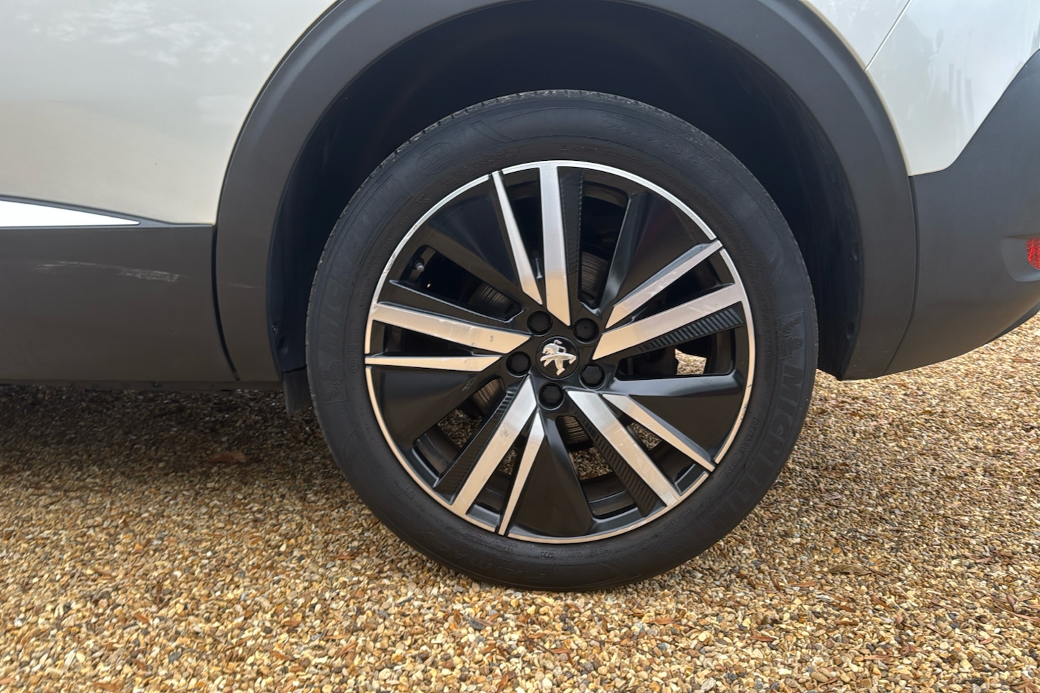 Used Peugeot 5008 2022 for sale - 76968235: Photo 37