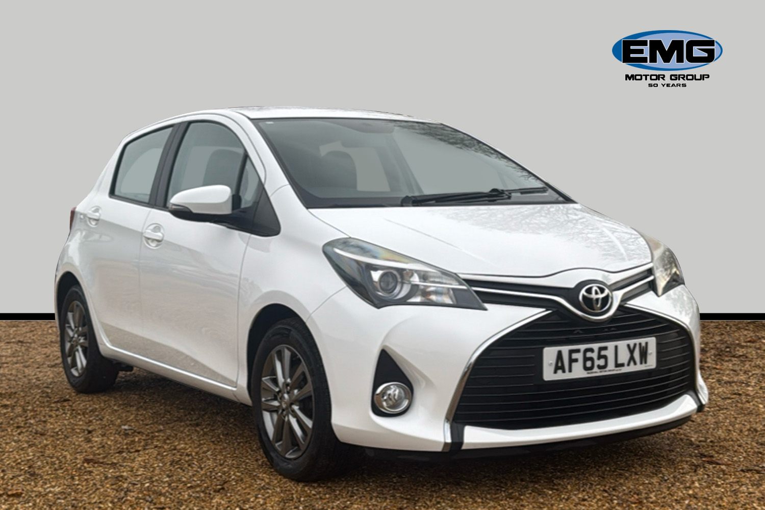 Used Toyota Yaris 2015 for sale - 76624861: Photo 1