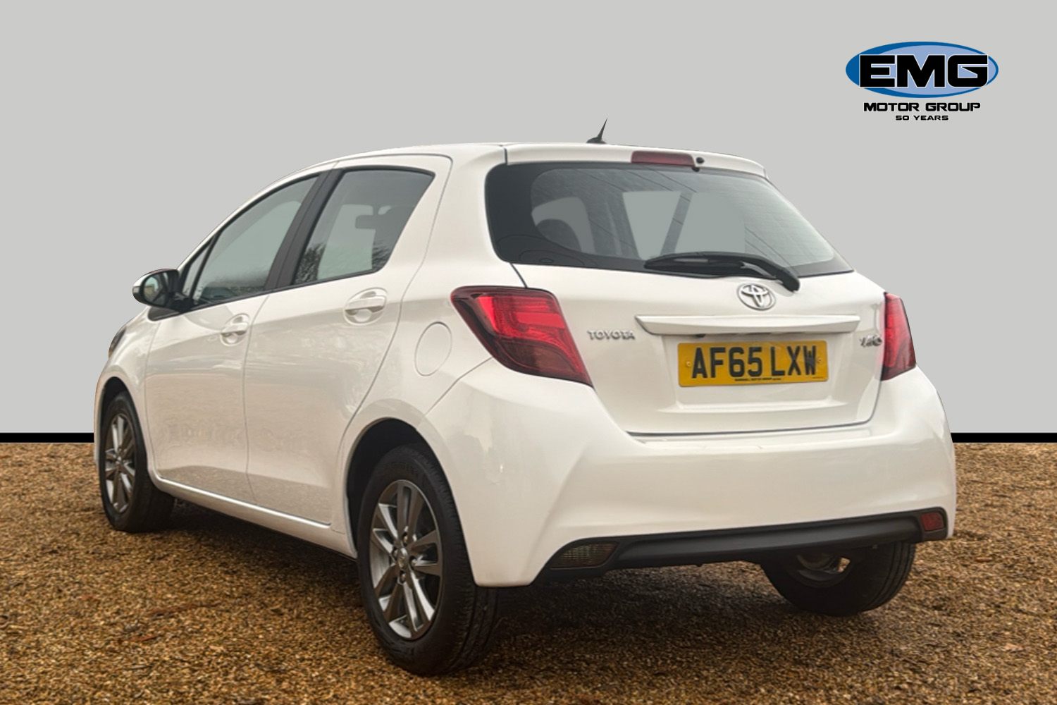 Used Toyota Yaris 2015 for sale - 76624861: Photo 5