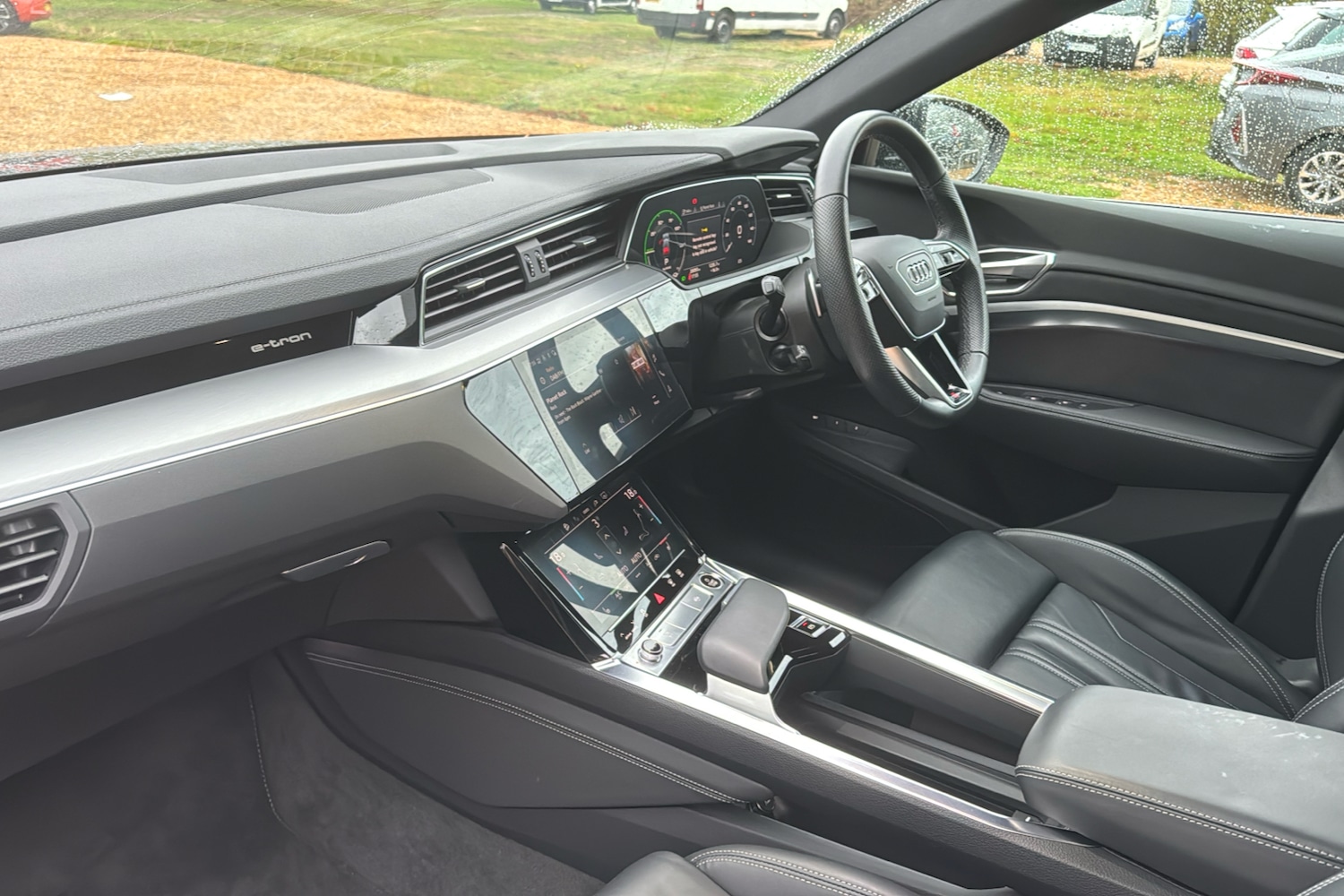 Used Audi e-tron 2021 for sale - 77058340: Photo 11