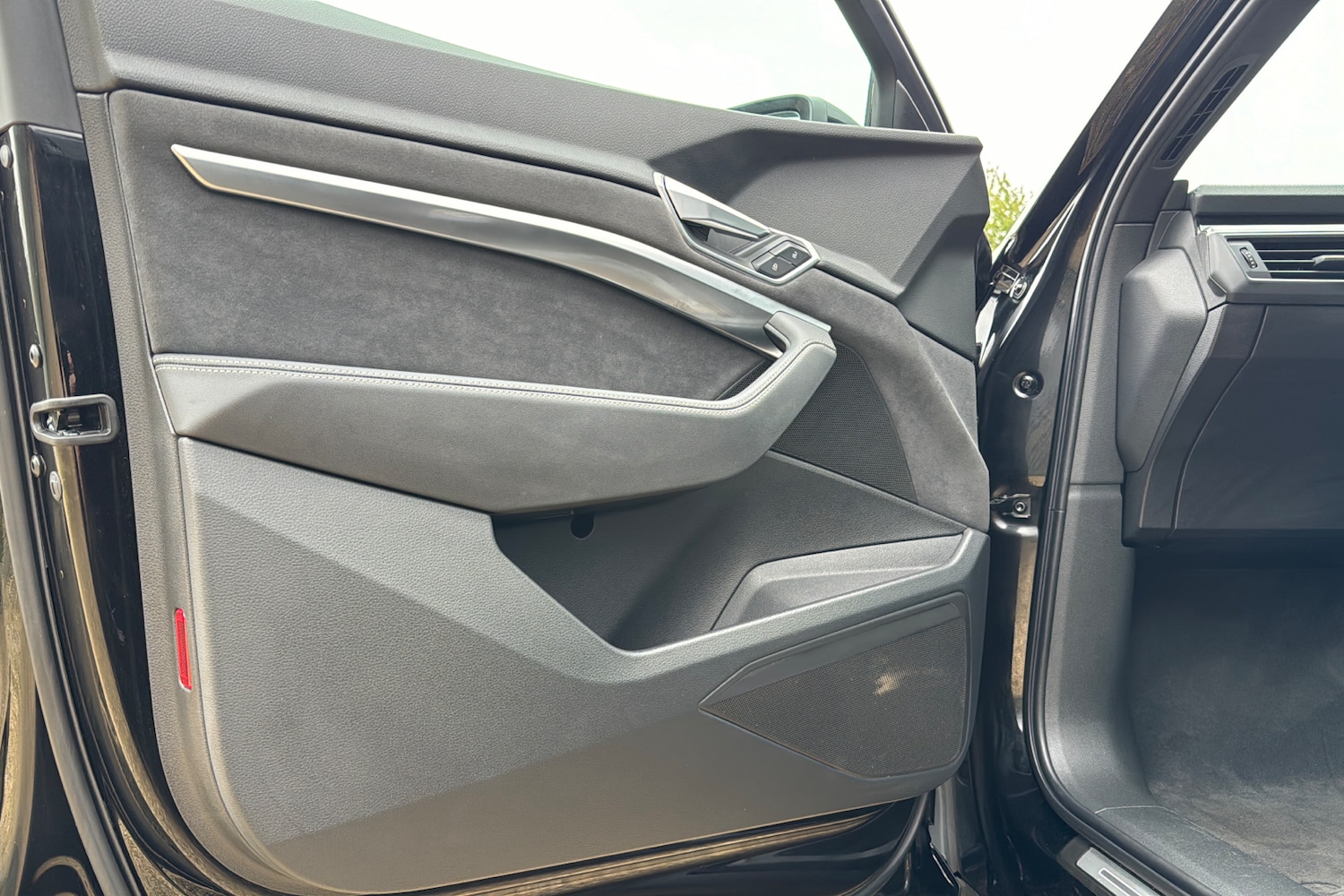 Used Audi e-tron 2021 for sale - 77058340: Photo 50