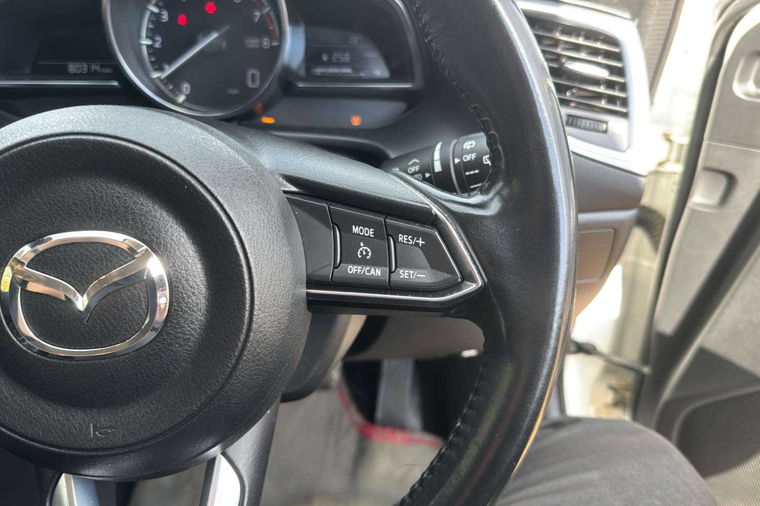 Used Mazda Mazda3 2017 for sale - 76230232: Photo 18