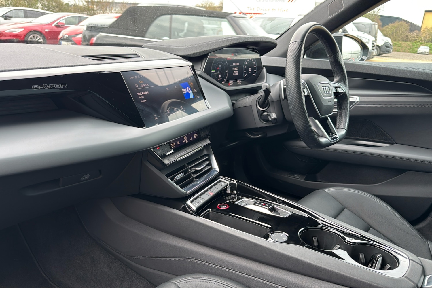 Used Audi e-tron GT 2022 for sale - 77929123: Photo 11