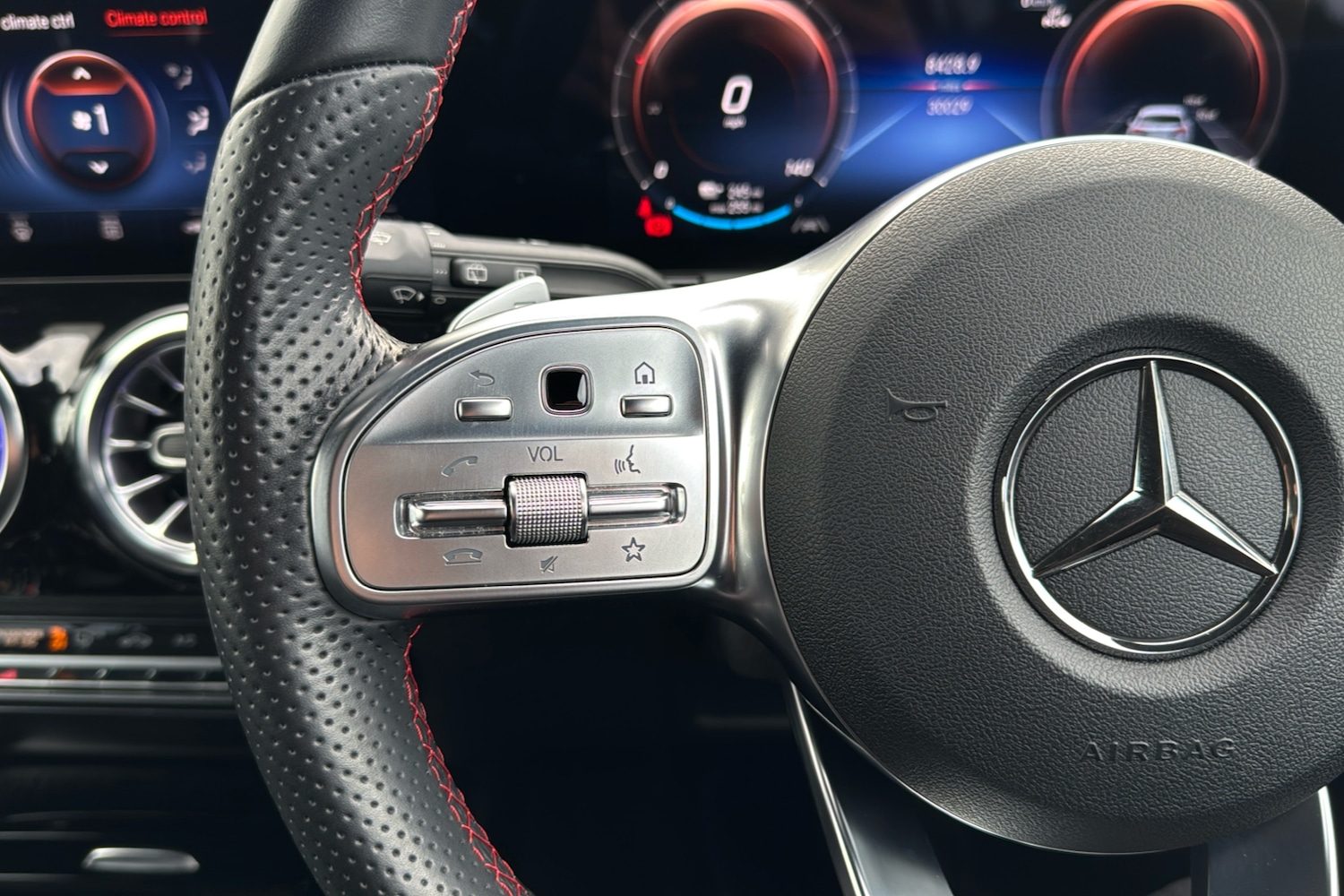 Used Mercedes-Benz EQA 2022 for sale - 77308651: Photo 17