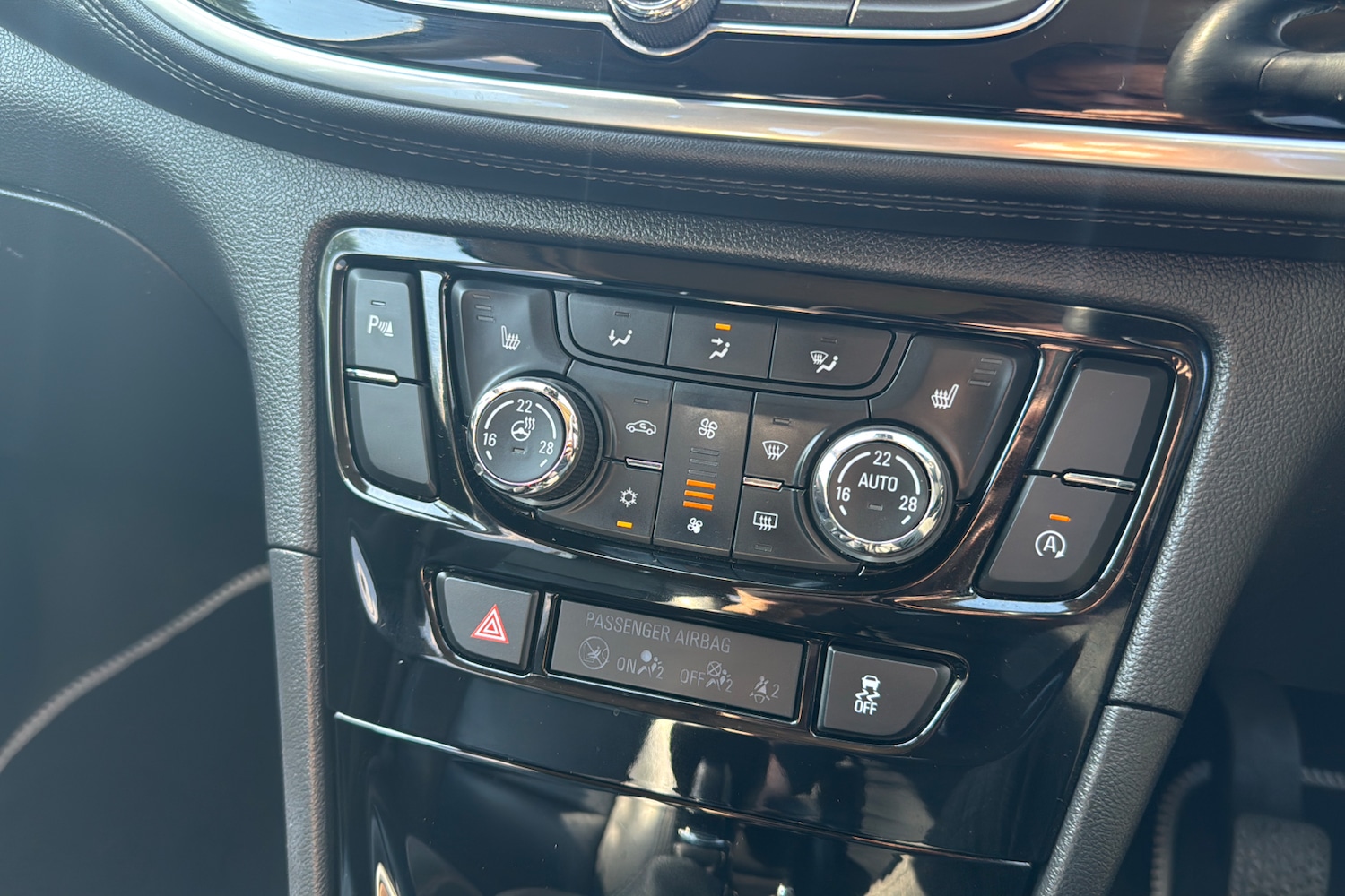 Used Vauxhall Mokka X 2017 for sale - 76155956: Photo 16