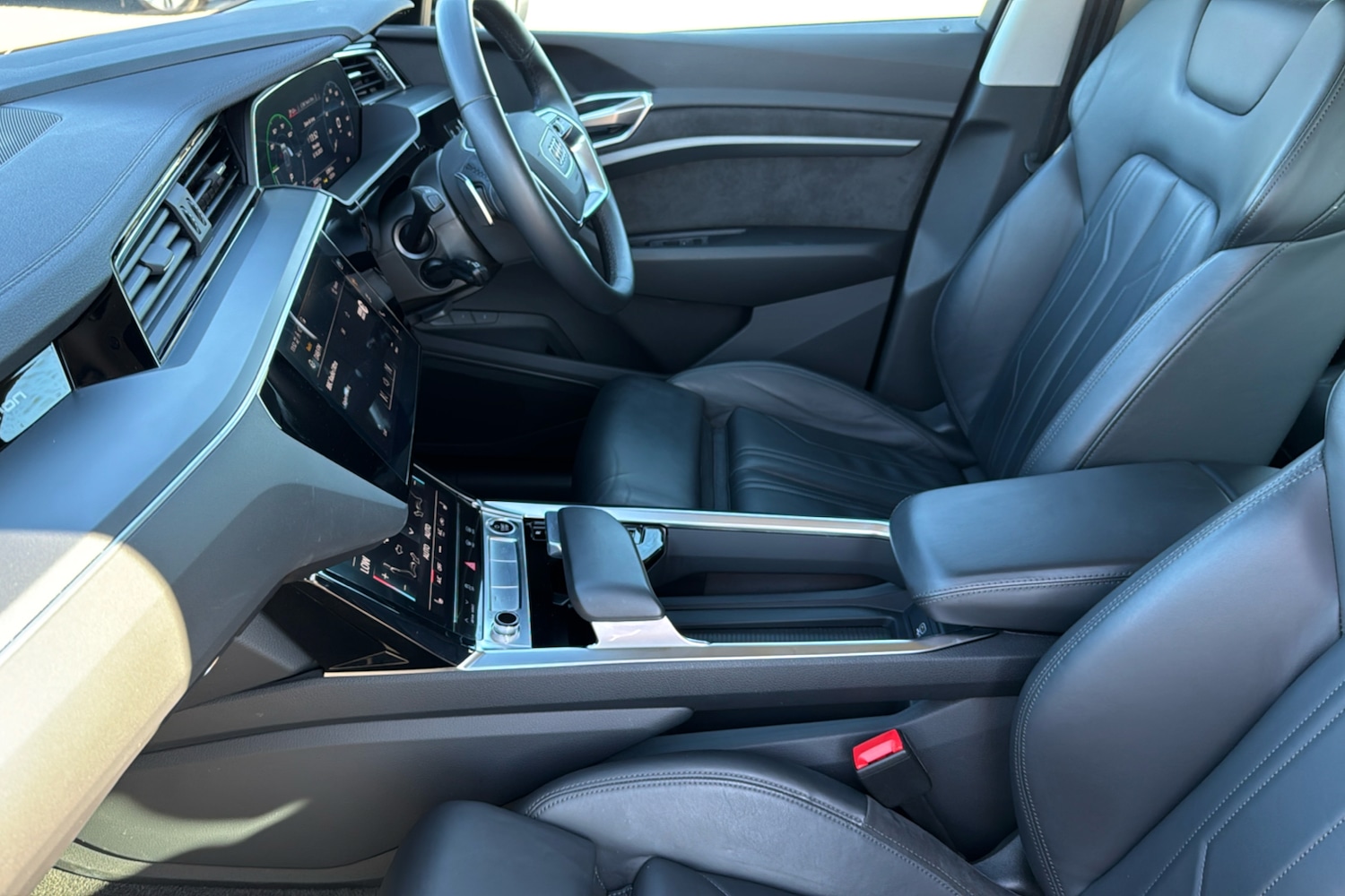 Used Audi e-tron 2021 for sale - 77308649: Photo 45