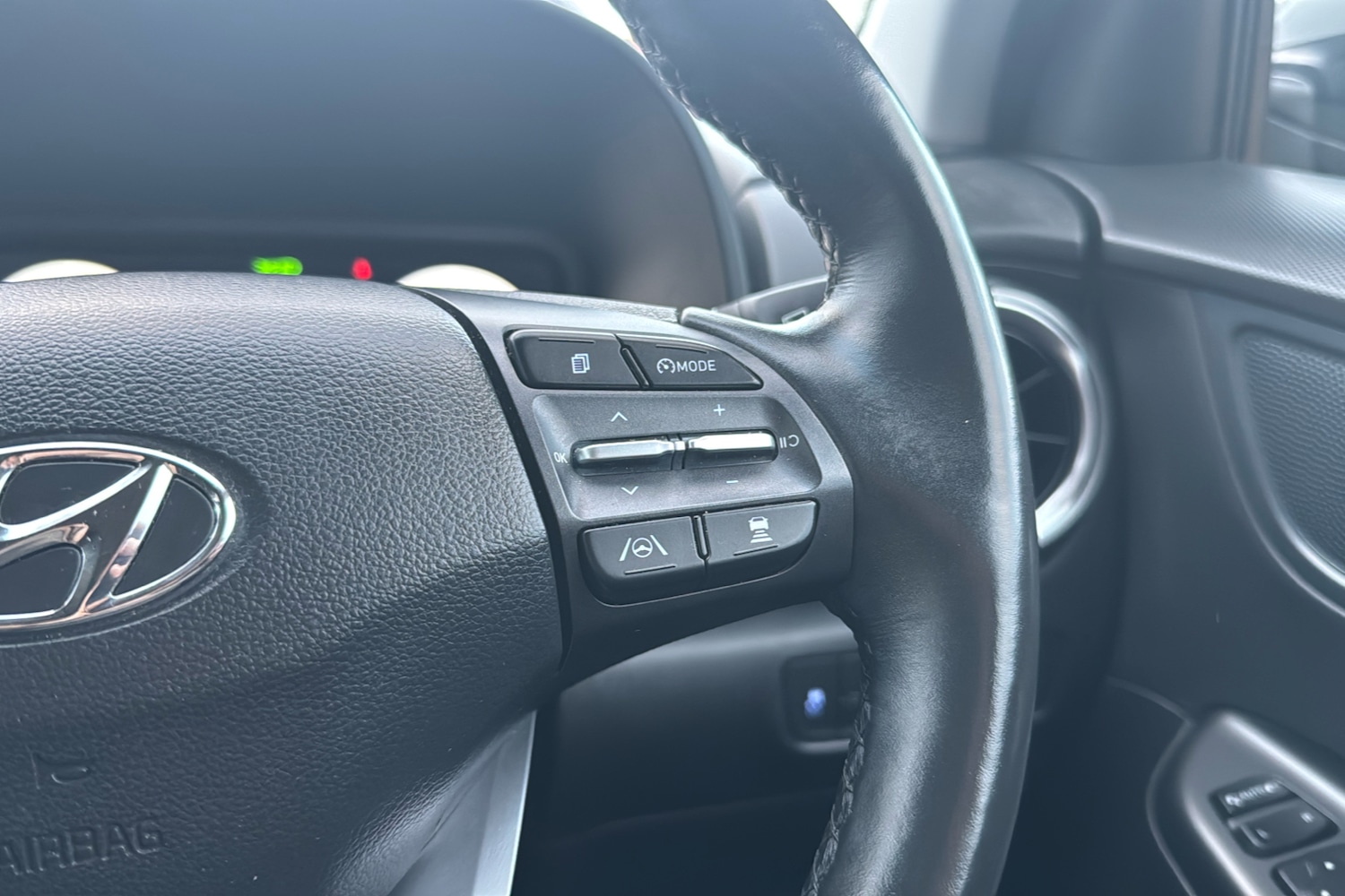 Used Hyundai KONA 2023 for sale - 76502781: Photo 18