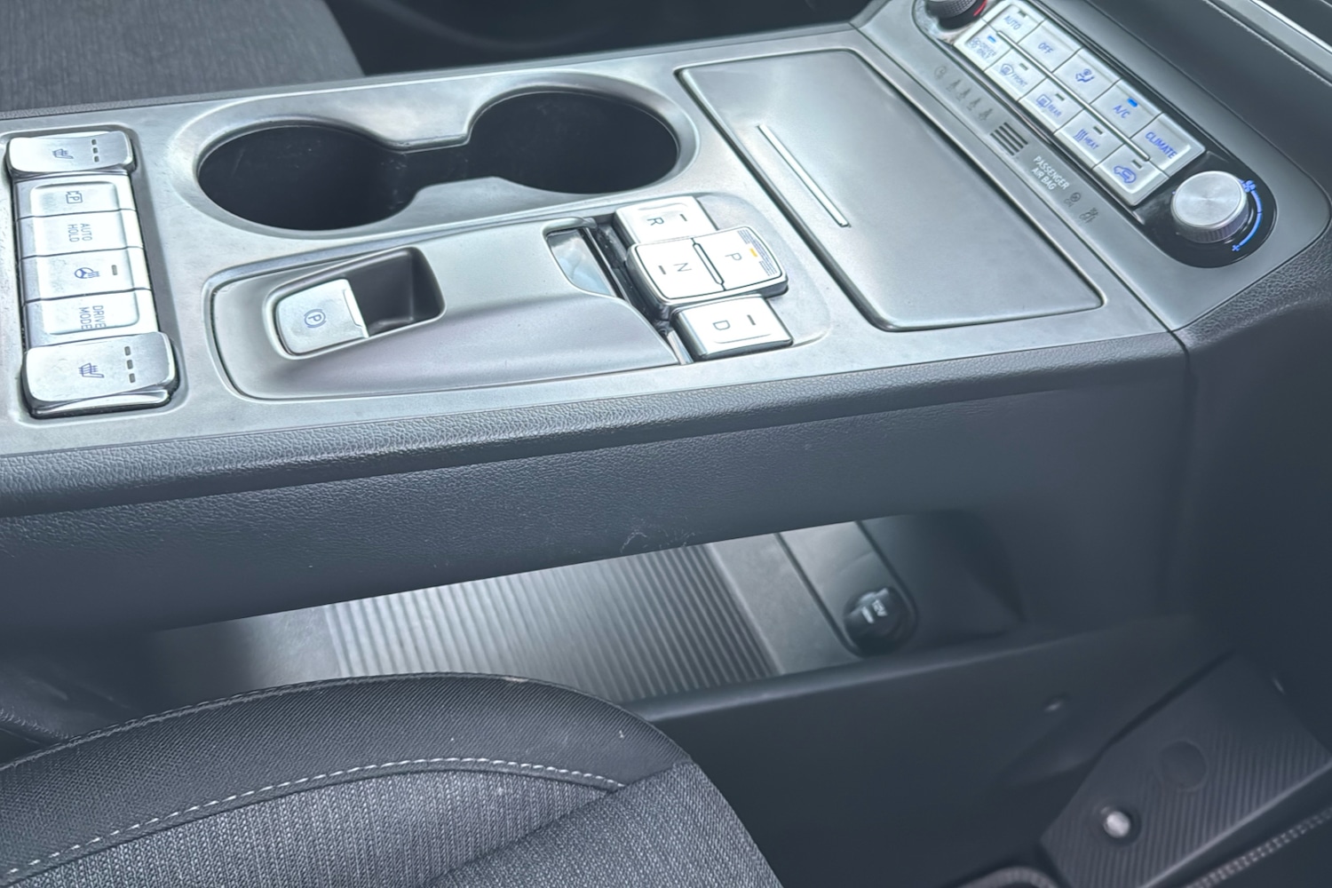 Used Hyundai KONA 2023 for sale - 76502781: Photo 28