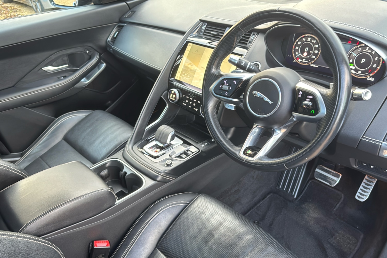 Used Jaguar E-Pace 2021 for sale - 76362402: Photo 9
