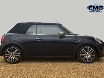 Used MINI Convertible 2021 for sale - 75282066: Photo