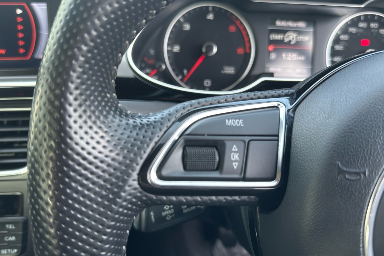 Used Audi A4 2014 for sale - 76141427: Photo 17