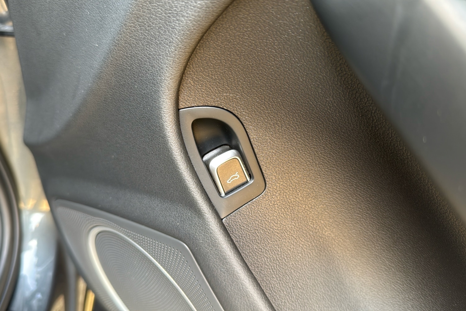 Used Audi A4 2014 for sale - 76141427: Photo 27