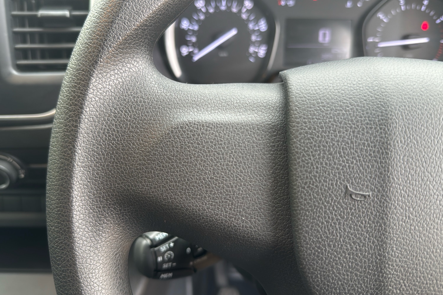 Used Peugeot Expert 2023 for sale - 76230231: Photo 16