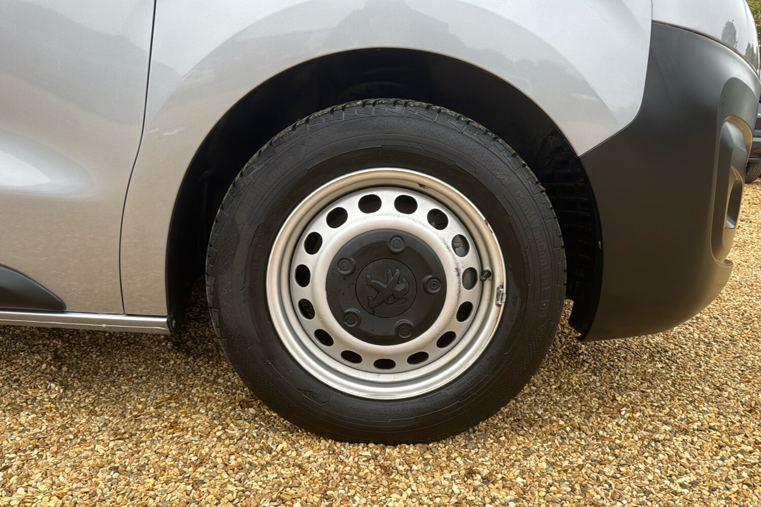 Used Peugeot Expert 2023 for sale - 76230231: Photo 32