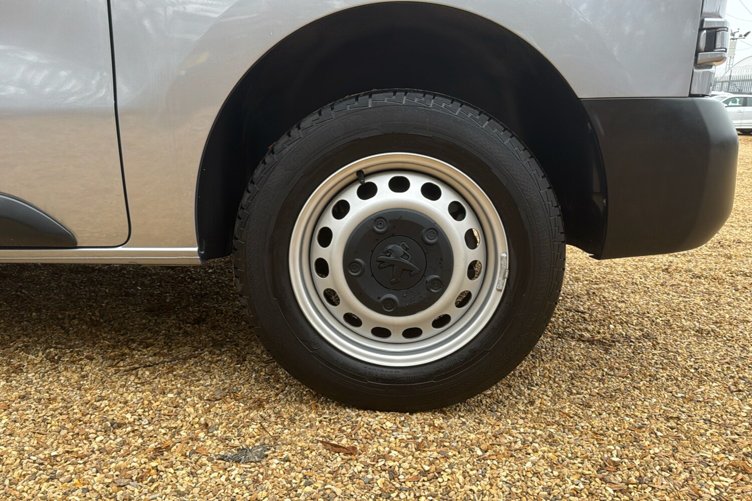 Used Peugeot Expert 2023 for sale - 76230231: Photo 33